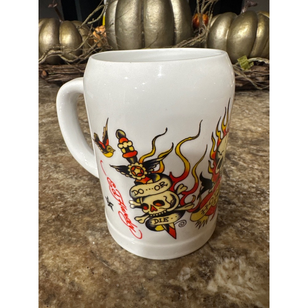 Ed Hardy‎ Skull Flames Mug Stein White Ceramic Coffee Cup Drinkware